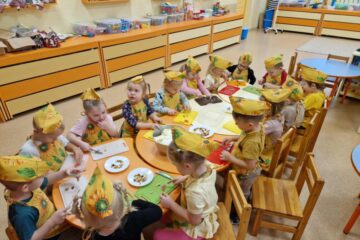 Gaismas darbnīca ar viecākiem “Svečturi Latvijai” 7.grupa “Vāverīte” 16